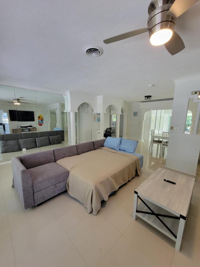 포트 로더데일 Luxury Tropical Oasis! Huge Saltwater Pool! 1 Mile To Beach! 빌라 외부 사진